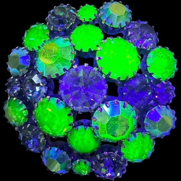 Vintage 1940’s URANIUM Glass & Green Aurora Borealis Circle Dogtooth Multi Dimen - Picture 1 of 6